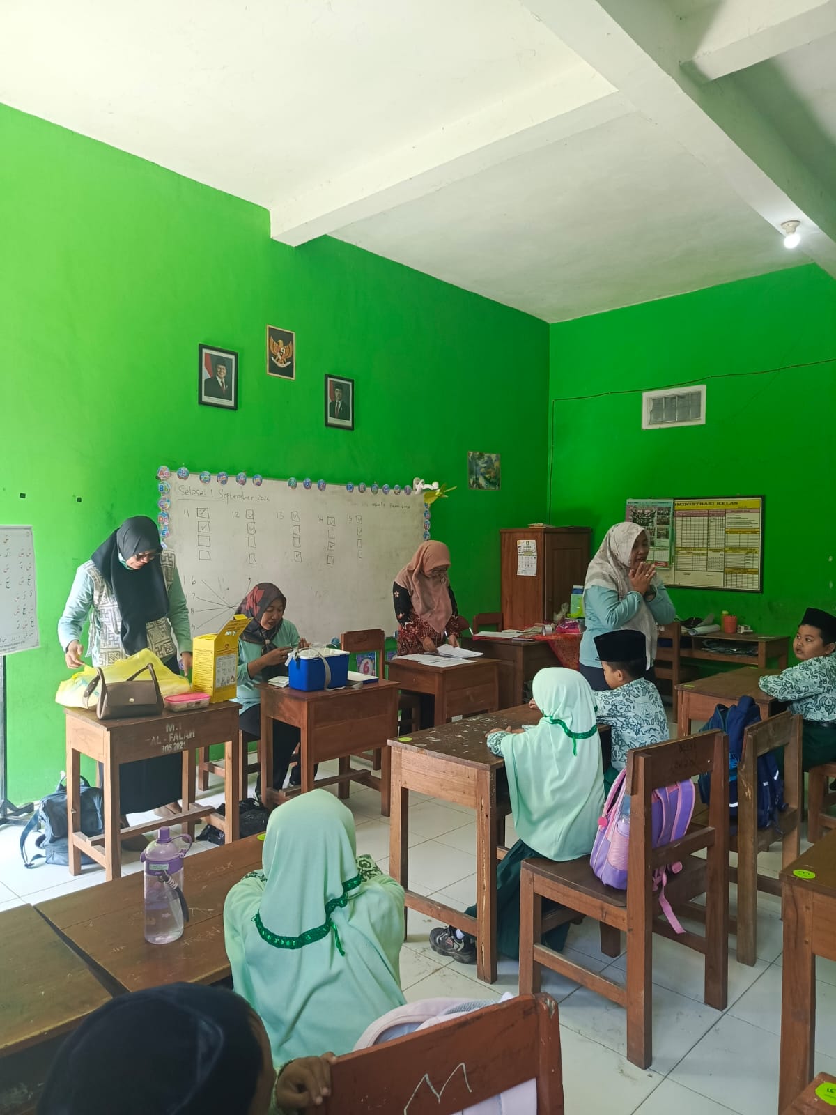 Jaga Kesehatan Generasi Muda, MI Al Falah Beran Gelar Pelaksanaan BIAS Imunisasi MR dan HPV